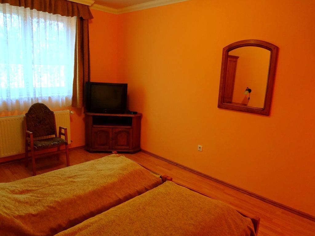 Horvath Vendeghaz Hotel Oroshaza Luaran gambar