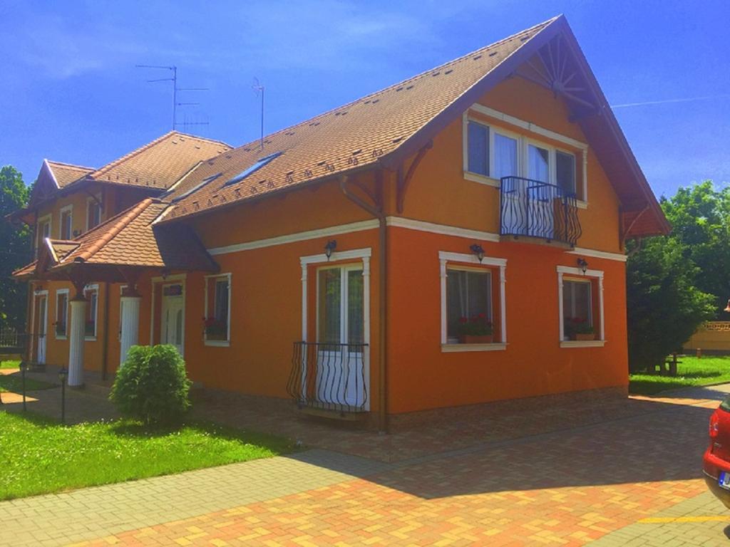 Horvath Vendeghaz Hotel Oroshaza Luaran gambar