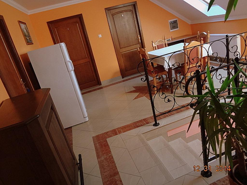 Horvath Vendeghaz Hotel Oroshaza Luaran gambar