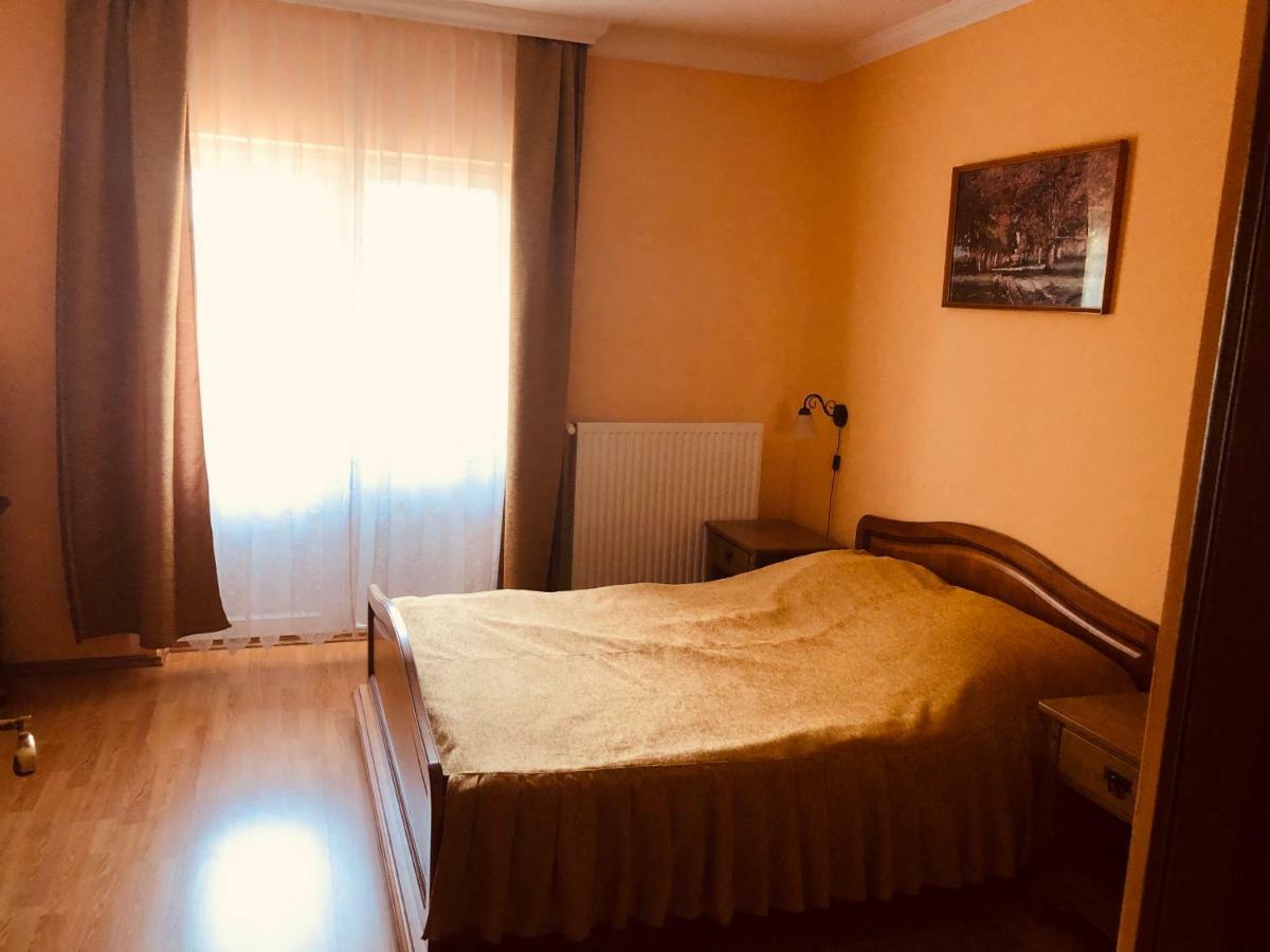 Horvath Vendeghaz Hotel Oroshaza Luaran gambar